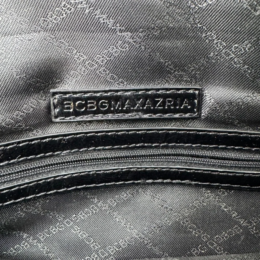 BCBGMAXAZRIA Black Patent Leather Evening Clutch Bag with Shoulder Chain Strap‎